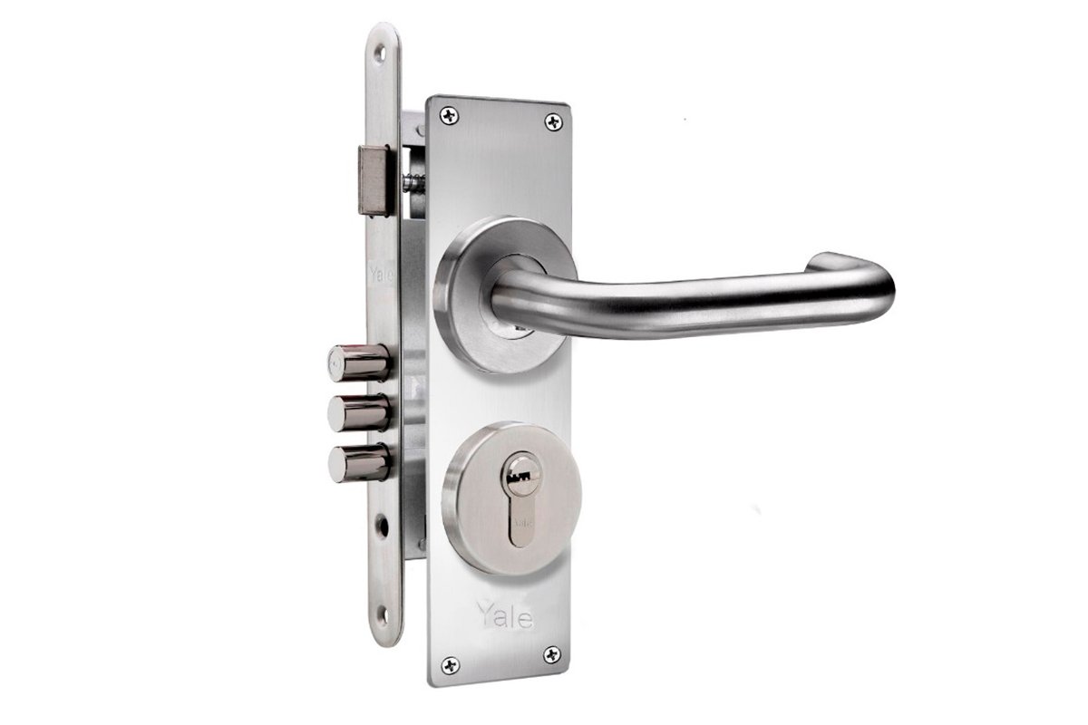 QUINCALLERÍA PUERTAS MADERA (Trafico medio)