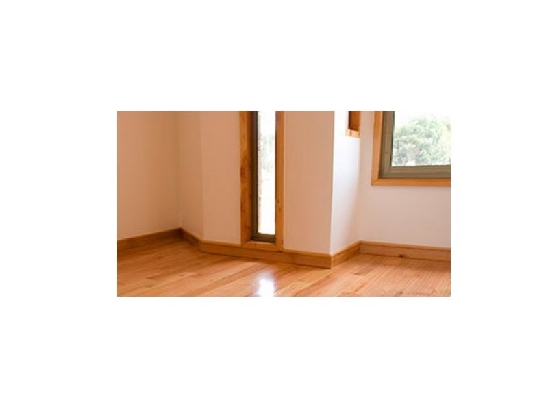 GUARDAPOLVO MADERA